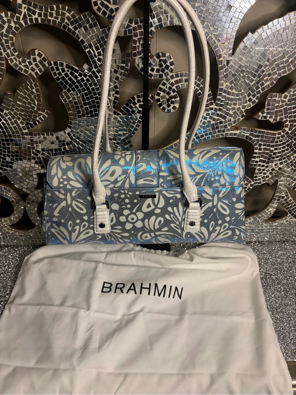 Brahmin structured shoulder